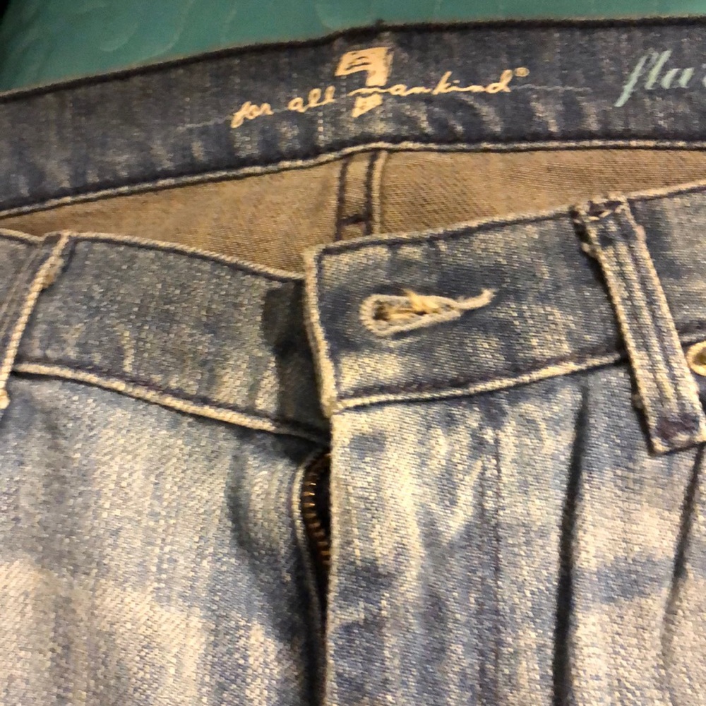 Jeans - Picture 5 of 6